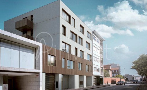 Apartment in Cedofeita, Santo Ildefonso, Se, Miragaia, Sao Nicolau e Vitoria, Porto District, Portugal 1