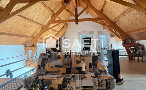 Vienne Department (86) 19th And 20th Century Chateau 345 Acres Of Land