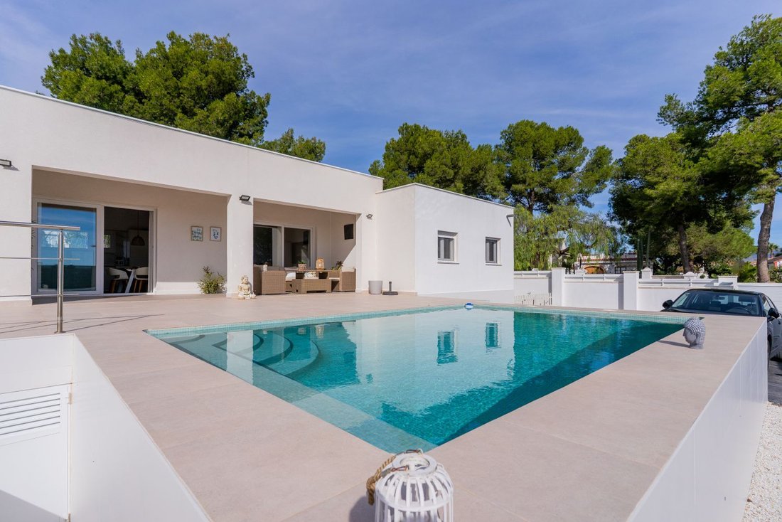 Chalet in Lliria, Valencian Community, Spain 1 - 16851122