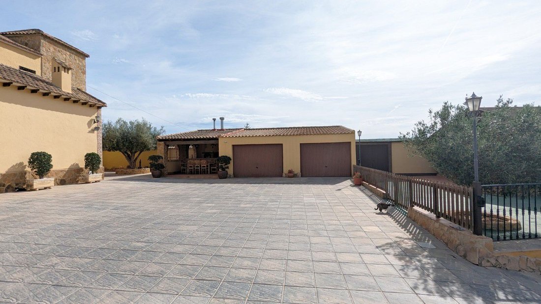Chalet in Bigastro, Valencian Community, Spain 3 - 16851187