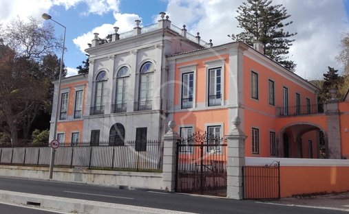 Chateau in Paco de Arcos, Lisbon, Portugal 1