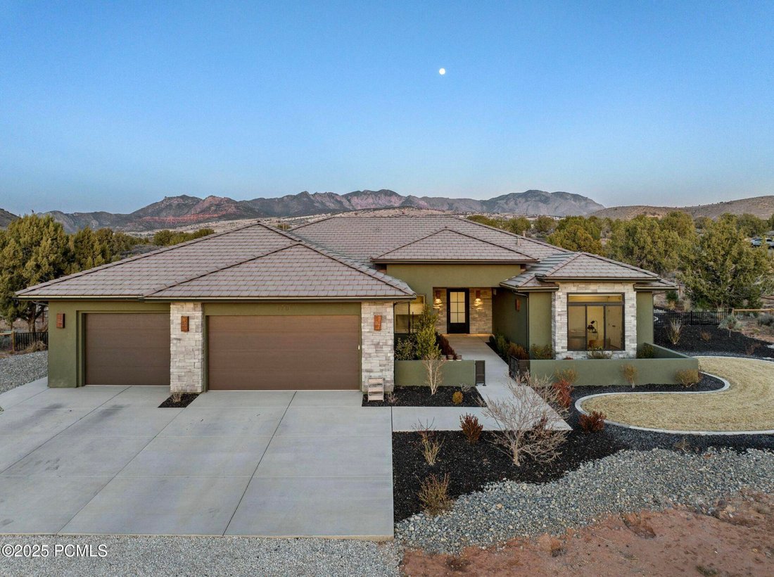House in Dammeron Valley, Utah, United States 1 - 16844628