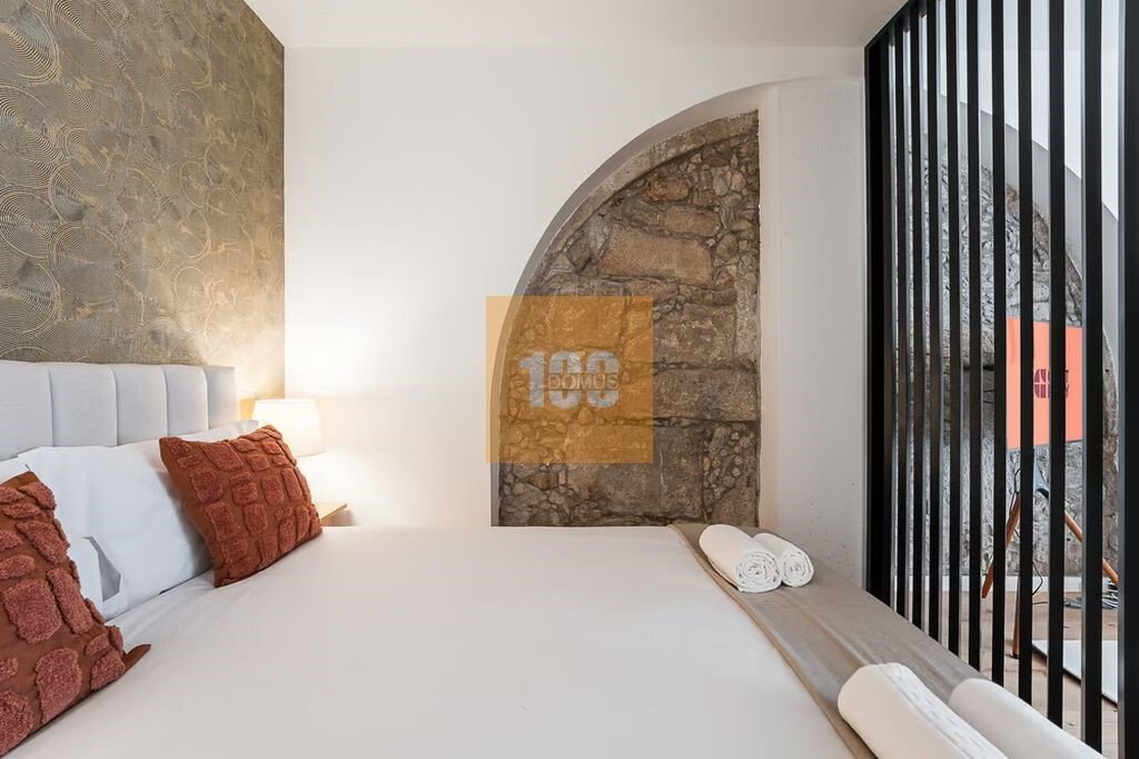 Apartment in Cedofeita, Santo Ildefonso, Se, Miragaia, Sao Nicolau e Vitoria, Porto District, Portugal 3 - 16845316