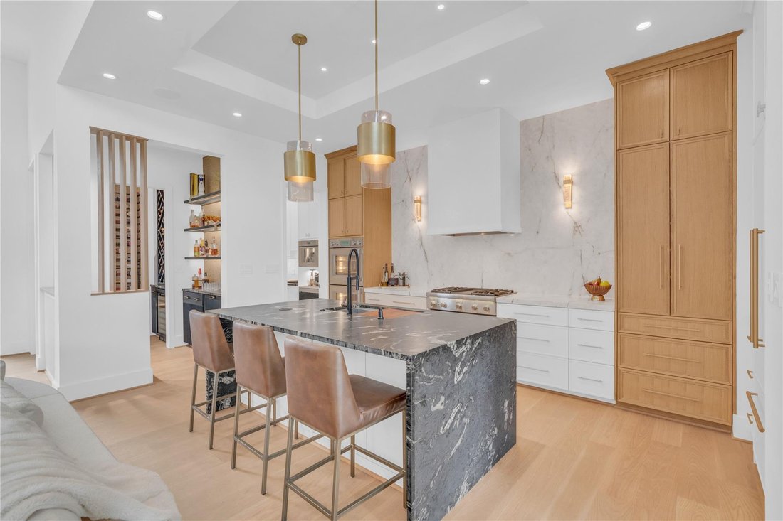 House in Houston, Texas, United States 5 - 16852497