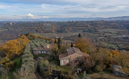 Castle for Sale in San Casciano In Val di Pesa, Tuscany, Italy