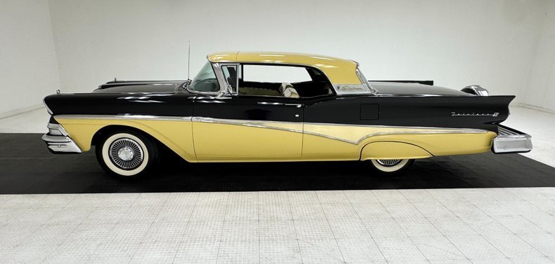 Cabriolet in Morgantown, United States 2 - 16847767