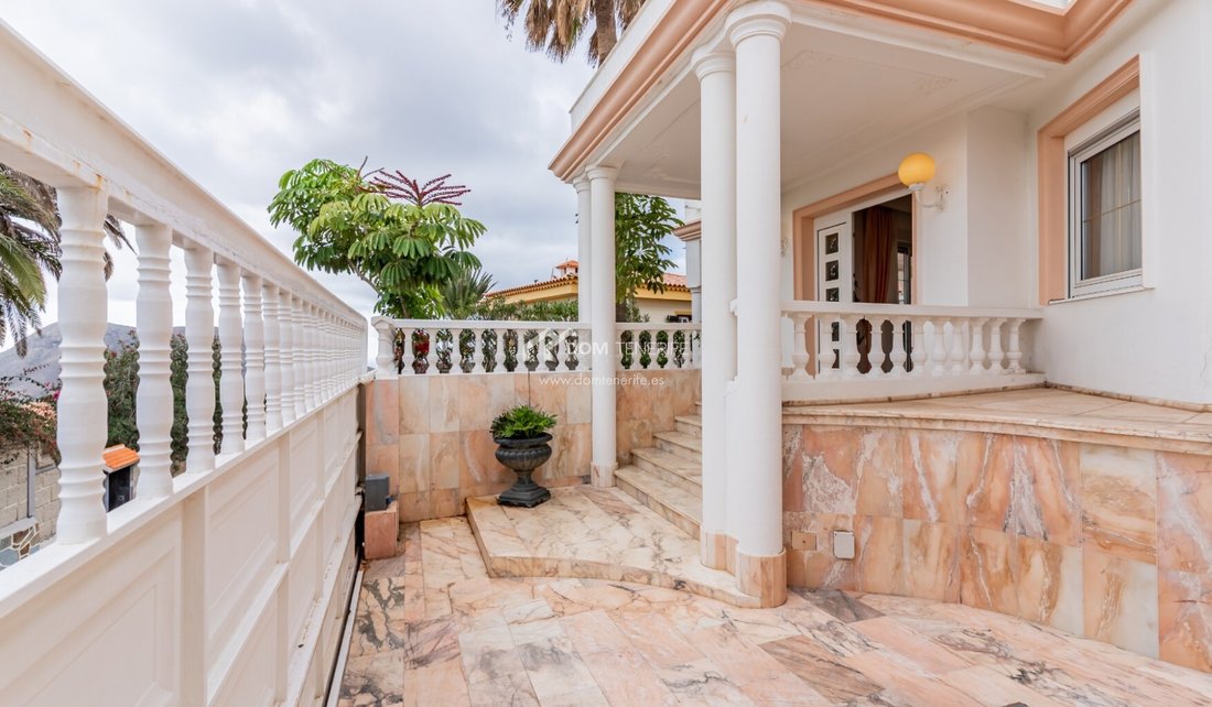 Villa in Arona, Canary Islands, Spain 2 - 16848767
