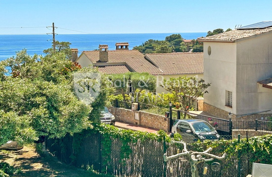 Chalet in Lloret de Mar, Catalonia, Spain 2 - 16845937