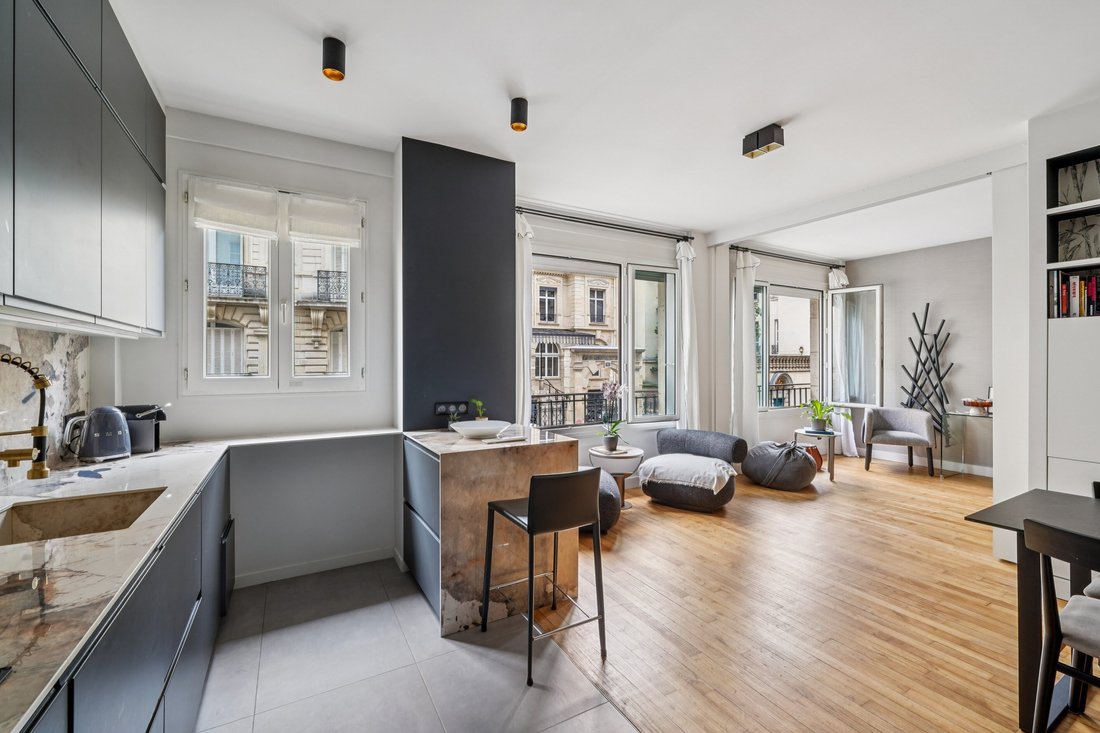 Apartment in Saint Germain des Prés, Paris 6e Arrondissement, Paris 2 - 16848337