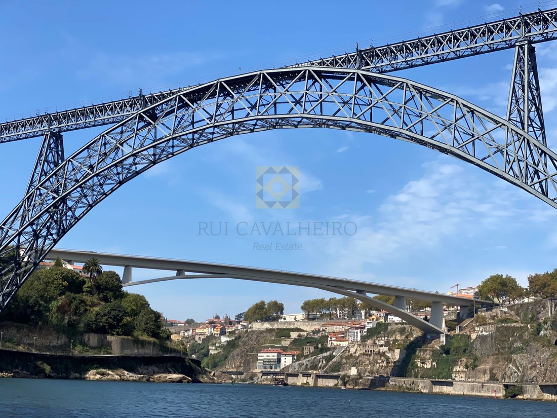 Apartment in Cedofeita, Santo Ildefonso, Se, Miragaia, Sao Nicolau e Vitoria, Porto District, Portugal 2 - 11996738