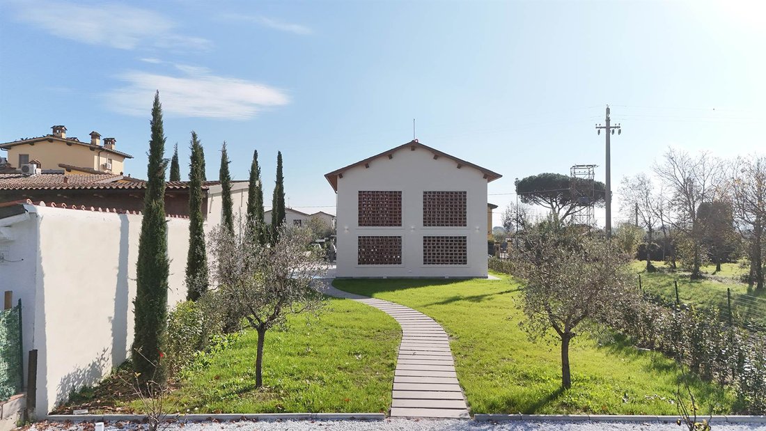 Capalle-La Villa-Esselunga, Campi Bisenzio, Tuscany 4 - 16850133
