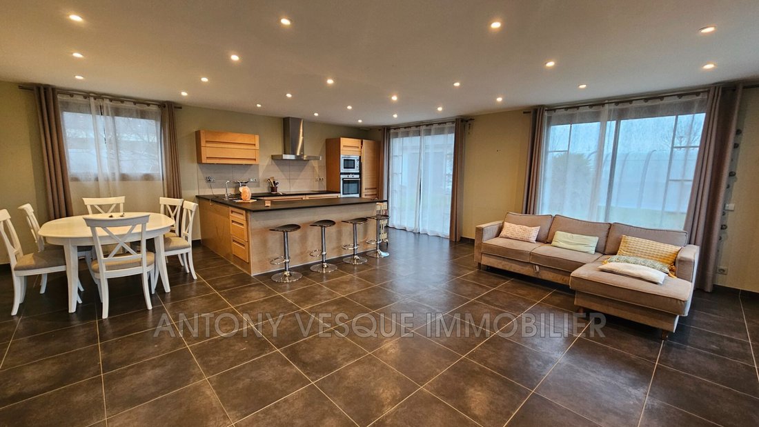 Villa in Regneville-sur-Mer, Normandy, France 4 - 16849021