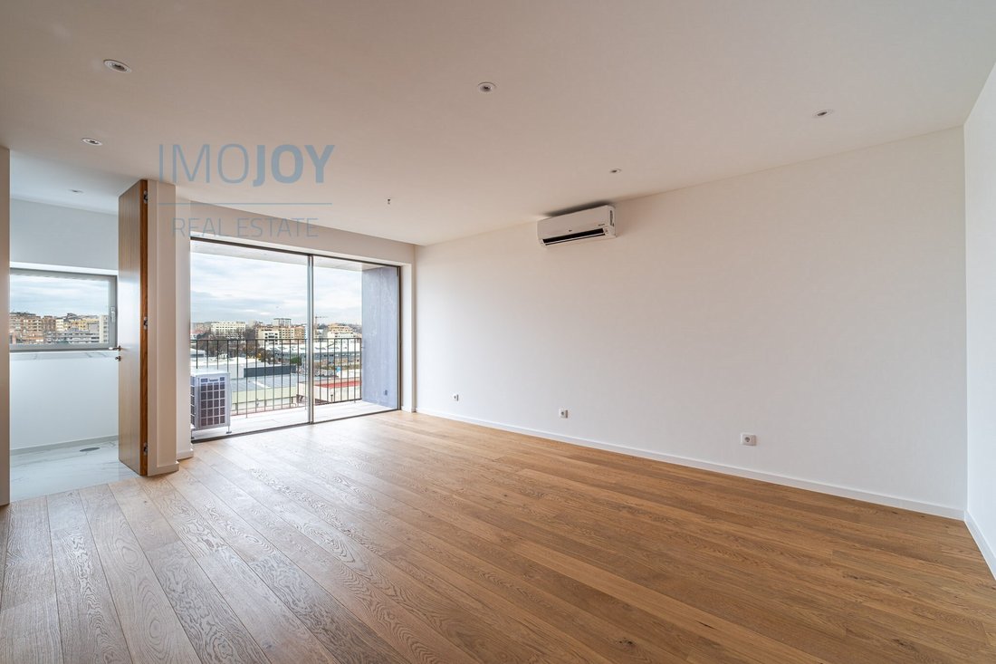 Apartment in Matosinhos e Leca da Palmeira, Porto District, Portugal 1 - 16845263