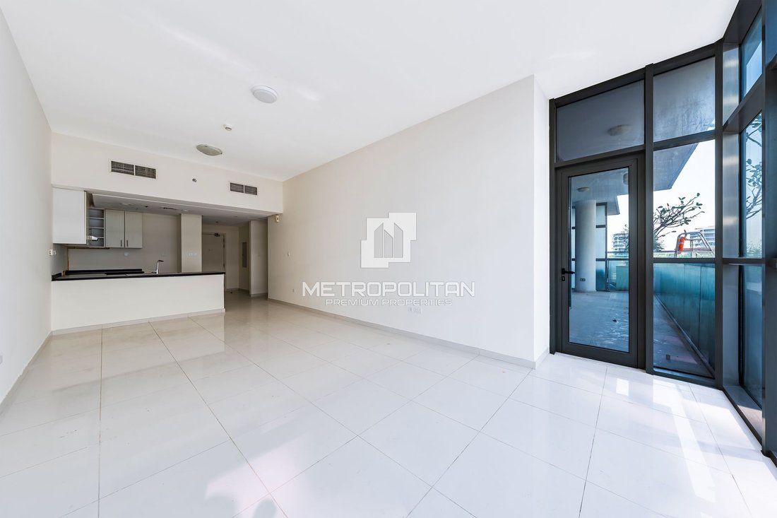 Apartment in Damac Hills, Dubai, United Arab Emirates 1 - 16845536