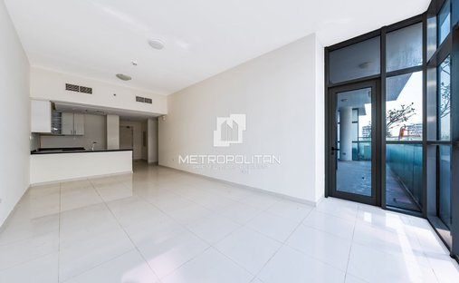 Appartamento in Damac Hills, Emirato di Dubai, Emirati Arabi Uniti 1
