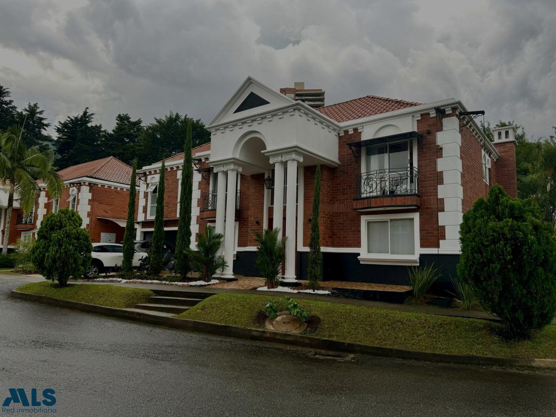 House in Medellín, Antioquia, Colombia 1 - 16851764