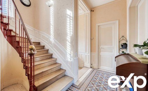 Castle for Sale in Meaux, Île-de-France, France