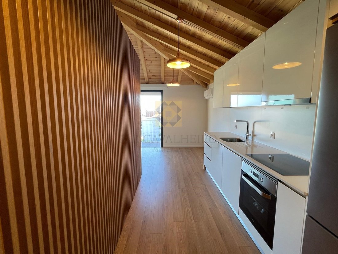 Apartment in Cedofeita, Santo Ildefonso, Se, Miragaia, Sao Nicolau e Vitoria, Porto District, Portugal 3 - 16845286