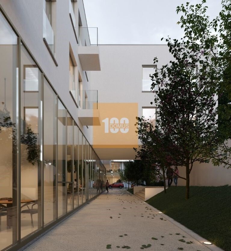 Apartment in Cedofeita, Santo Ildefonso, Se, Miragaia, Sao Nicolau e Vitoria, Porto District, Portugal 3 - 16845357
