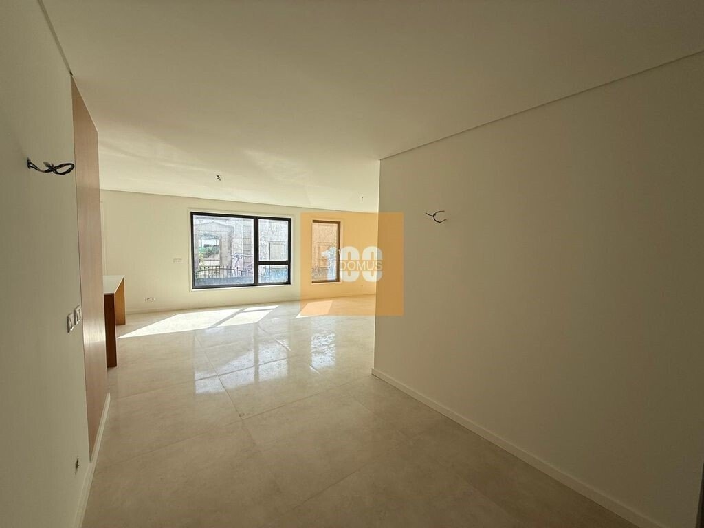Apartment in Cedofeita, Santo Ildefonso, Se, Miragaia, Sao Nicolau e Vitoria, Porto District, Portugal 5 - 16845425