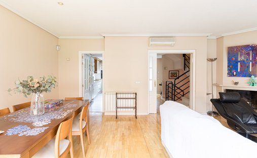 Castle for Sale in Hortaleza, Madrid, Spain