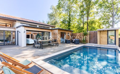 House in Angresse, Nouvelle-Aquitaine, France 1