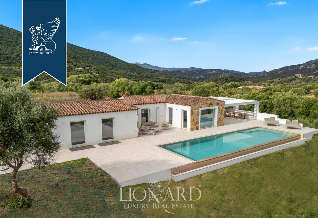 Villa in Porto Rotondo, Olbia, Sardinia 4 - 16846372
