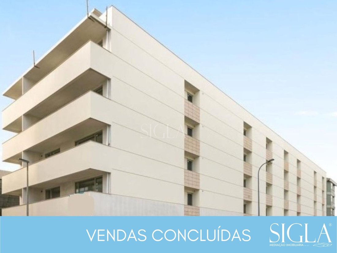 Apartment in Cedofeita, Santo Ildefonso, Se, Miragaia, Sao Nicolau e Vitoria, Porto District, Portugal 1 - 16845242