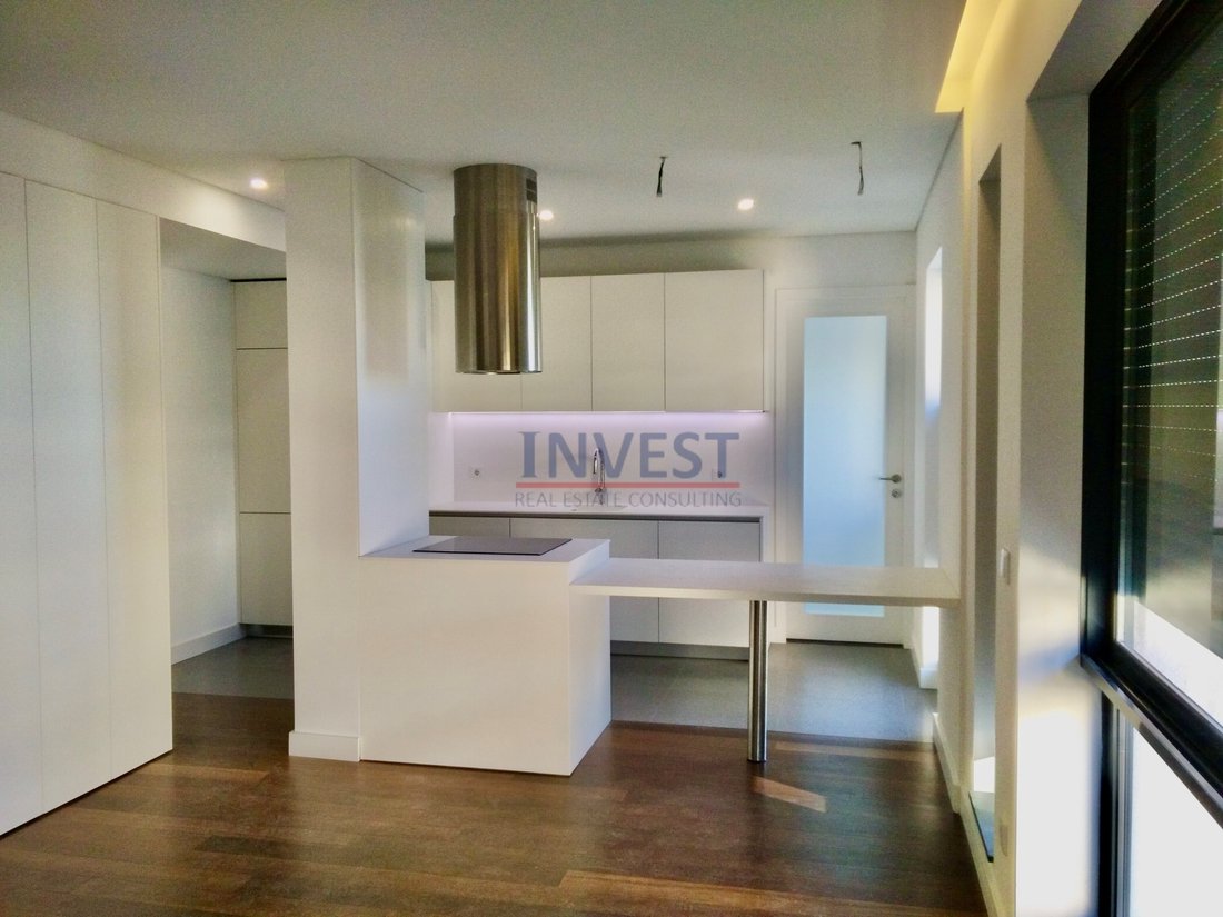 Apartment in Cedofeita, Santo Ildefonso, Se, Miragaia, Sao Nicolau e Vitoria, Porto District, Portugal 1 - 14086114