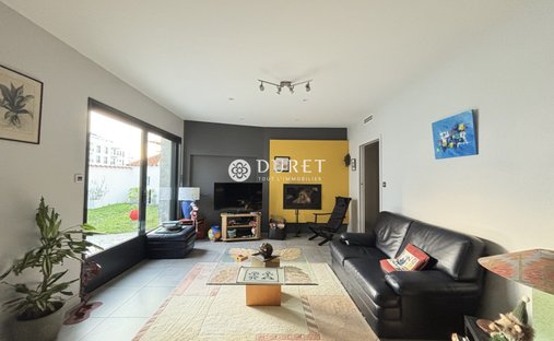 Castle for Sale in Challans, Pays de la Loire, France