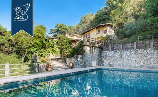 Villa in Strettoia-Capezzano-Valdicastello, Pietrasanta, Tuscany 1