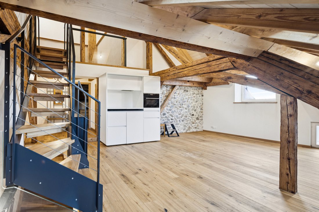 Renovated Penthouse Studio Charm, Light And A Cocooning Atmosphere