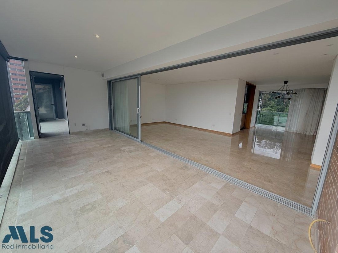 Apartment in Medellín, Antioquia, Colombia 4 - 16844910