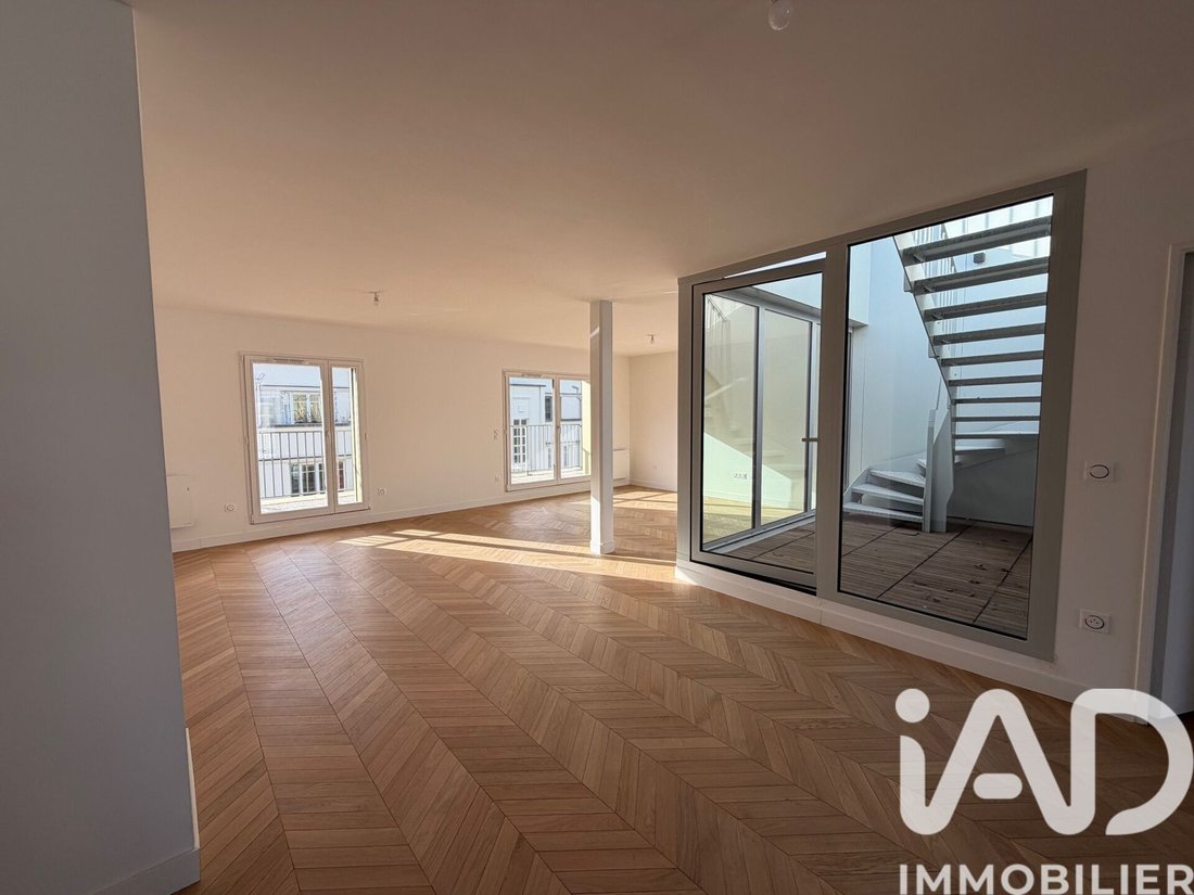 Apartment in Clignancourt-Jules Joffrin, Paris 18e Arrondissement, Paris 4 - 16852357