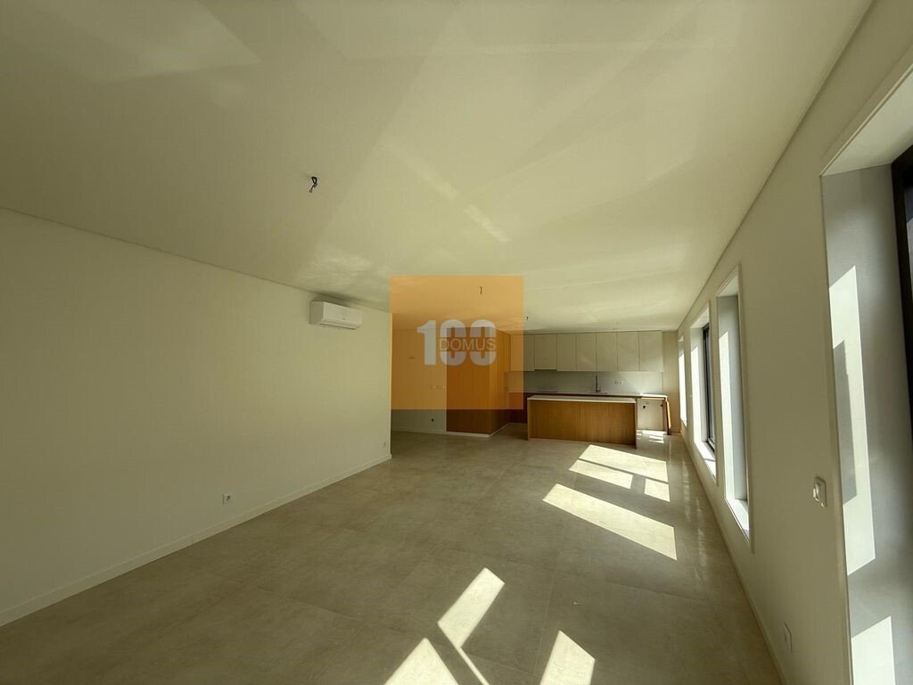 Apartment in Cedofeita, Santo Ildefonso, Se, Miragaia, Sao Nicolau e Vitoria, Porto District, Portugal 3 - 16845425