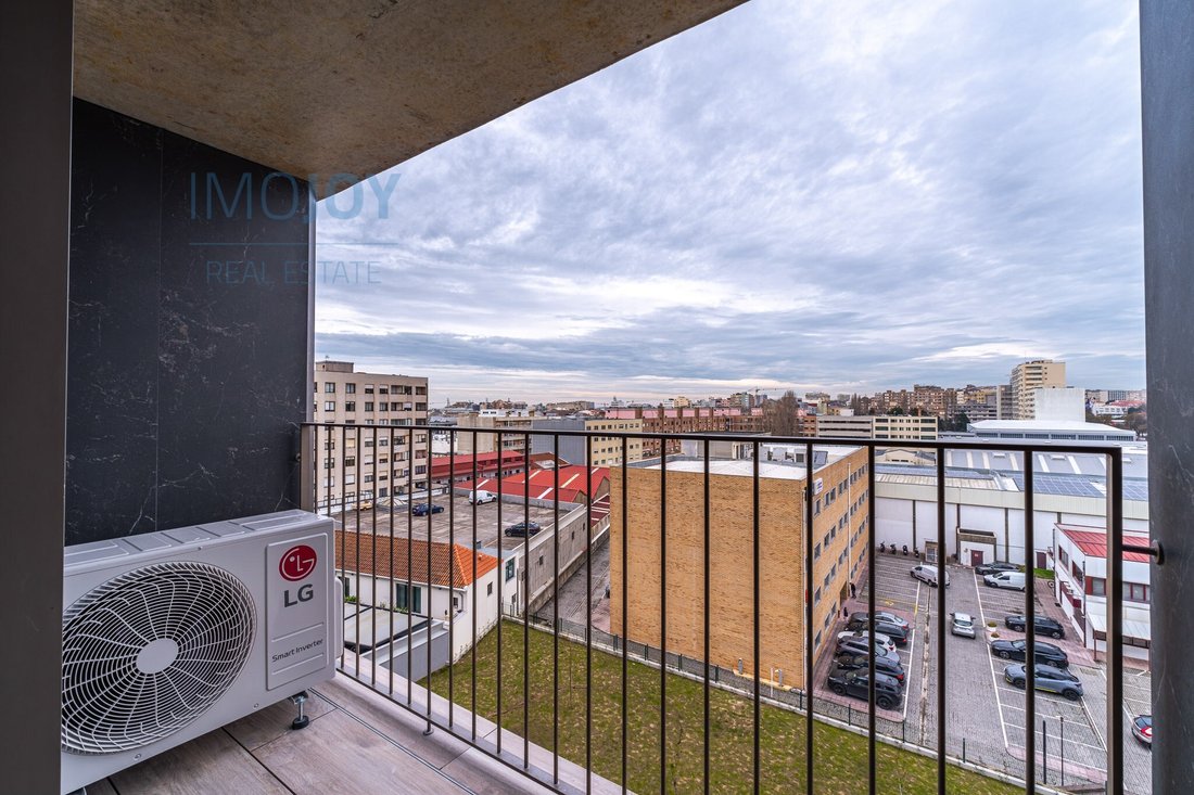 Apartment in Matosinhos e Leca da Palmeira, Porto District, Portugal 5 - 16845263
