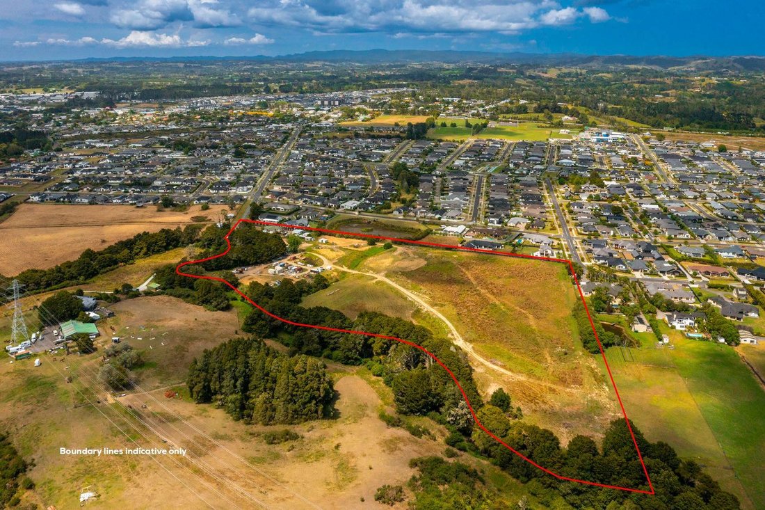House in Huapai, Auckland, New Zealand 1 - 16846758