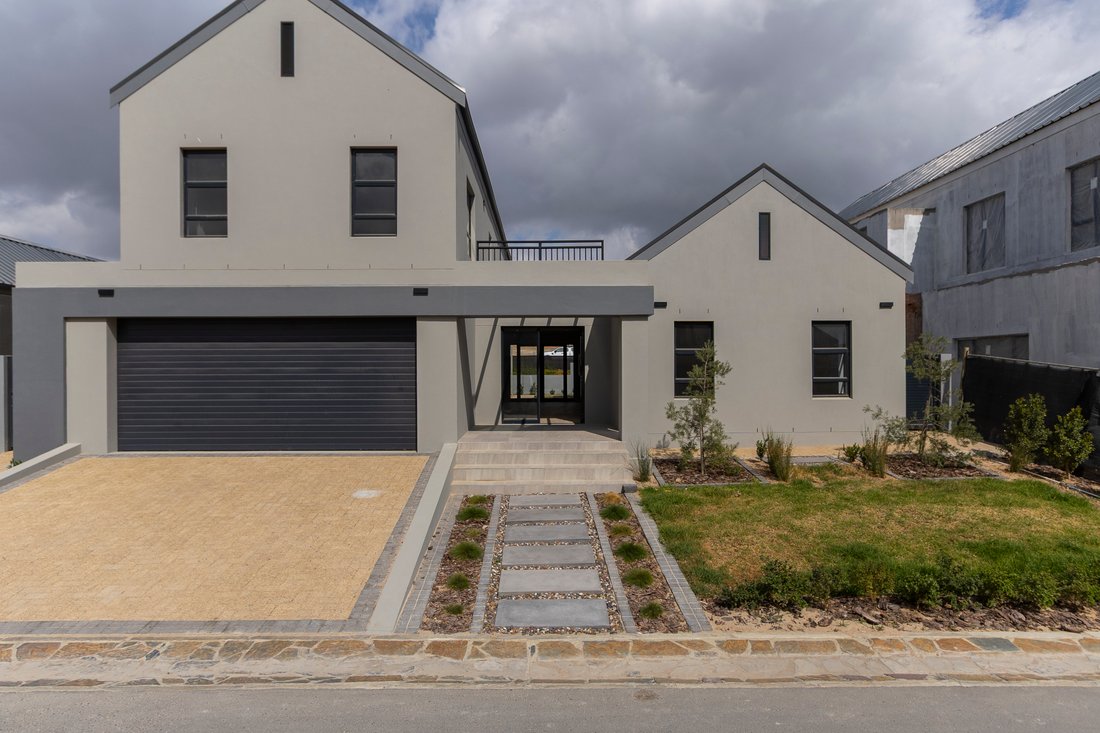 House in Arbeidslus, Western Cape, South Africa 1 - 16847880