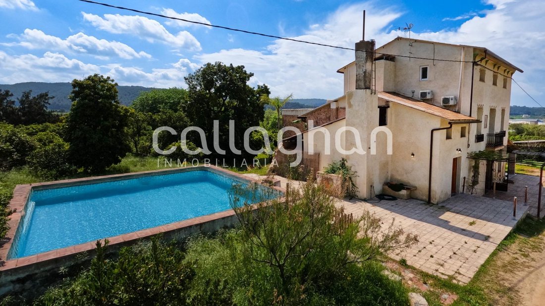 Villa in Alzira, Valencian Community, Spain 1 - 16847861