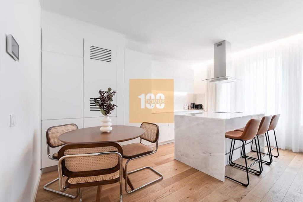 Apartment in Cedofeita, Santo Ildefonso, Se, Miragaia, Sao Nicolau e Vitoria, Porto District, Portugal 3 - 16255438
