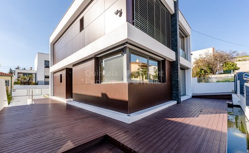 House in Oeiras e Sao Juliao da Barra, Paco de Arcos e Caxias, Lisbon, Portugal 1