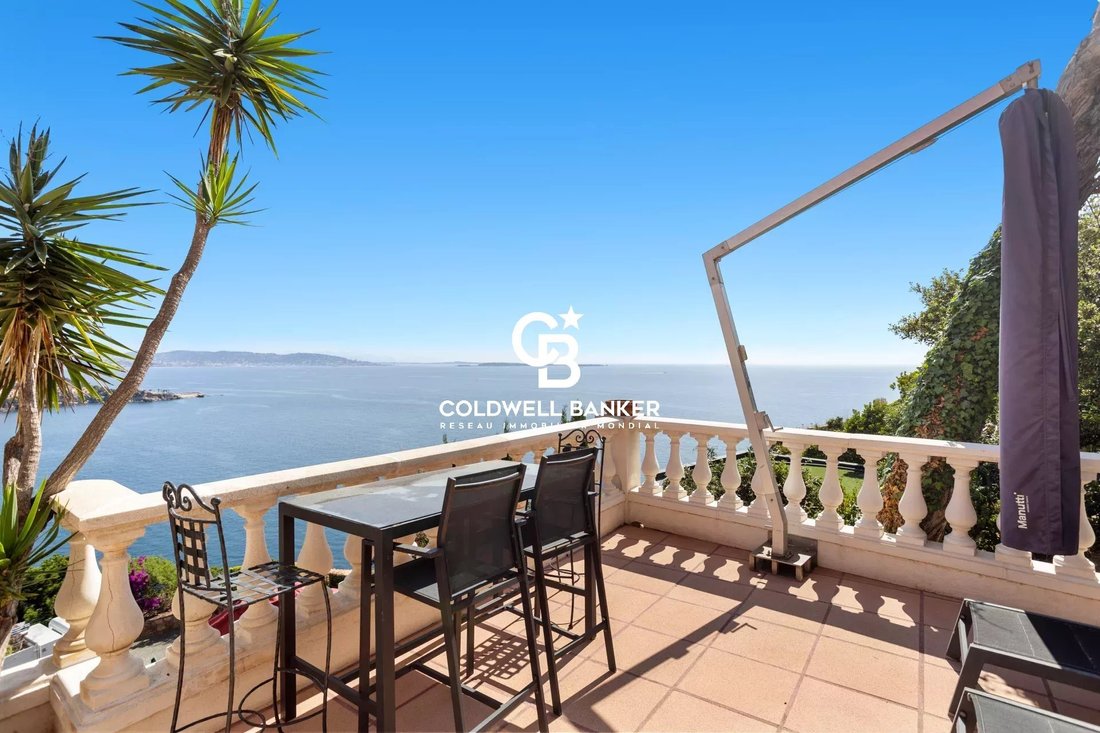 Apartment in Théoule-sur-Mer, Provence-Alpes-Côte d'Azur, France 1 - 16848897