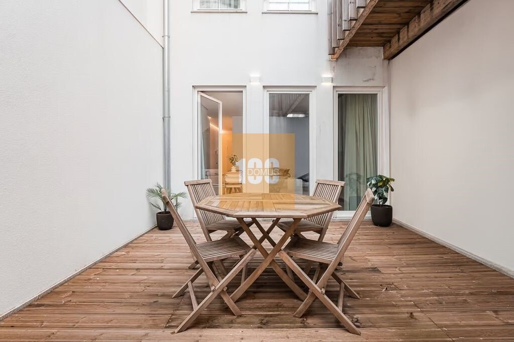 Apartment in Cedofeita, Santo Ildefonso, Se, Miragaia, Sao Nicolau e Vitoria, Porto District, Portugal 2 - 16845316