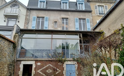 Castle for Sale in Couzeix, Nouvelle-Aquitaine, France - 3