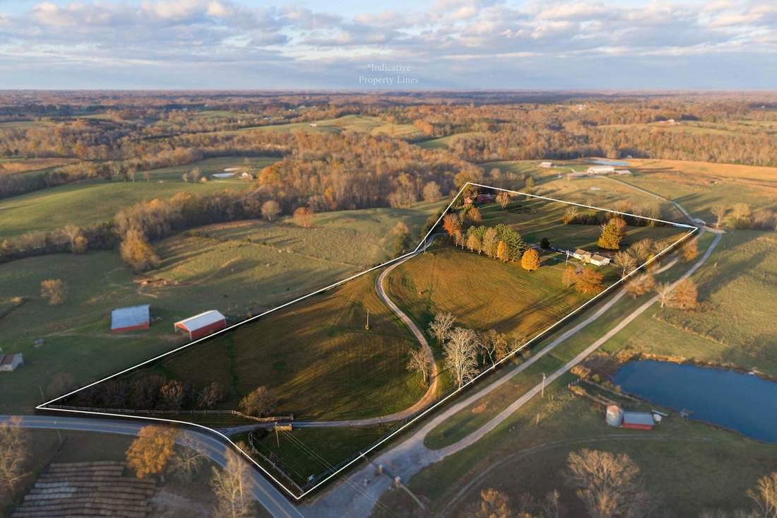 House in Smithville, Tennessee, United States 4 - 16844312