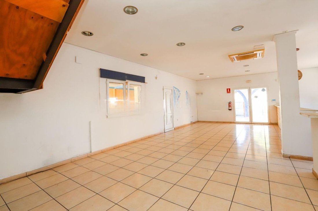 Chalet in Denia, Valencian Community, Spain 4 - 16851176