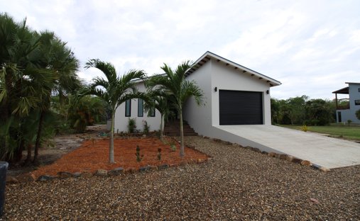 Haus in Seine Bight, Stann Creek District, Belize 1