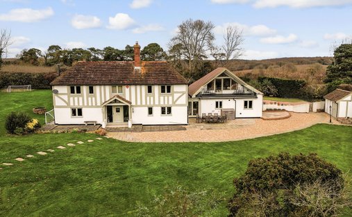 House in Dane Street, Chilham Castle Estate, England 1
