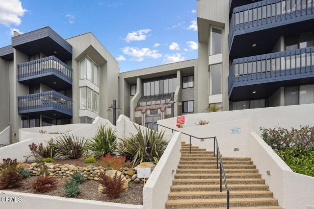 Condo in Ventura, California, United States 1 - 16847963
