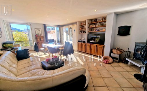 Villa in Centre, Vallauris, France 1